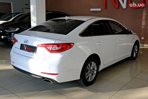 Hyundai Sonata 2015 белый - фото 2