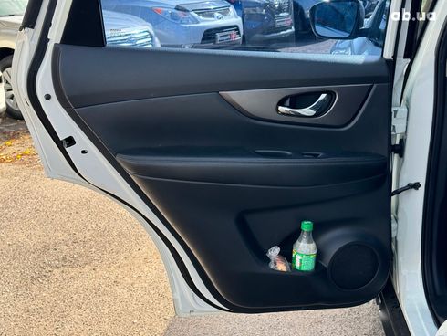 Nissan Rogue 2015 белый - фото 52