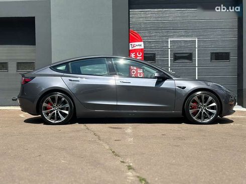 Tesla Model 3 2019 - фото 11