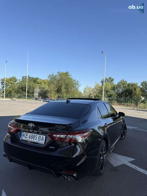 Toyota Camry 2018 - фото 17