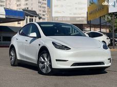 Продаж вживаних Tesla Model Y 2022 року - купити на Автобазарі