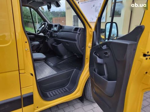 Renault Master 2020 - фото 24