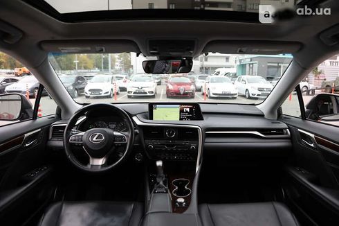 Lexus RX 2017 - фото 12