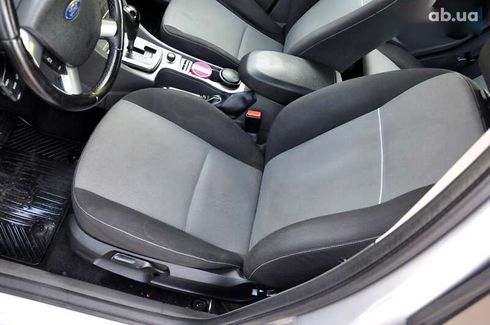 Ford Focus 2010 - фото 16