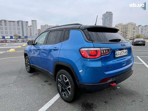 Jeep Compass 2020 - фото 9