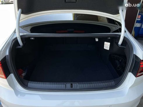 Volkswagen Passat 2021 - фото 29