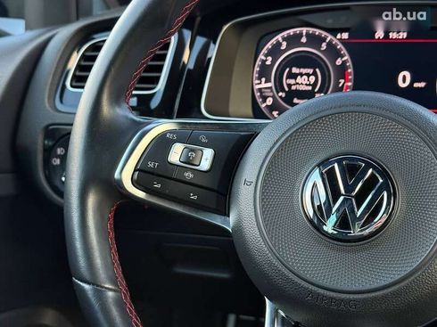Volkswagen Golf GTI 2020 - фото 25