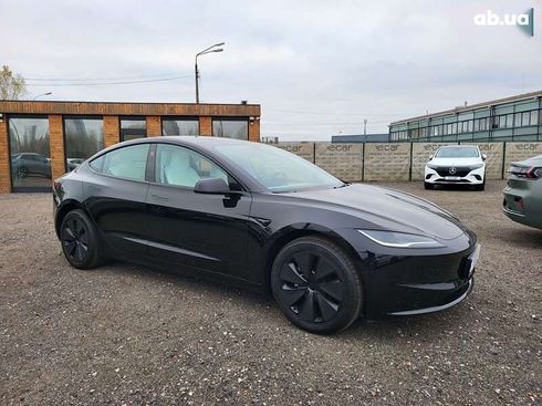 Tesla Model 3 2024 - фото 6