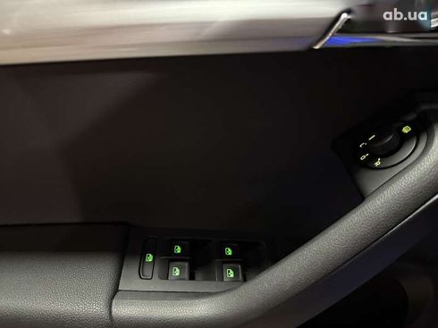 Skoda Octavia 2018 - фото 20