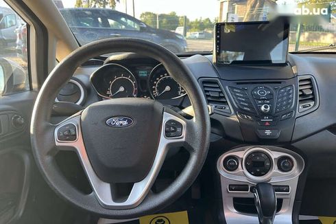 Ford Fiesta 2017 - фото 21