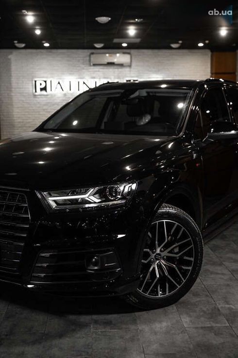 Audi Q7 2018 - фото 14