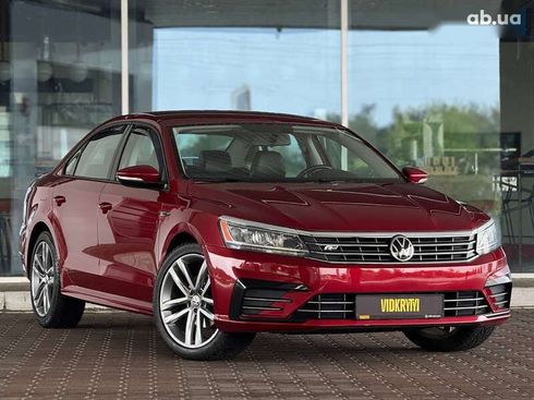 Volkswagen Passat 2017 - фото 6
