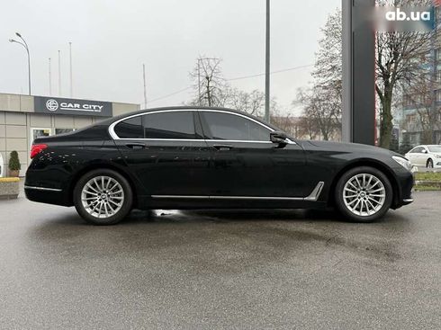 BMW 7 серия 2017 - фото 8