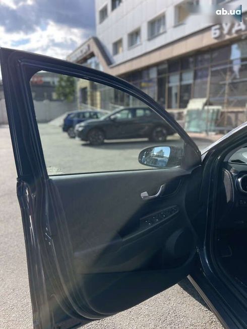 Hyundai Kona Electric 2022 - фото 29