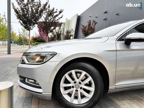 Volkswagen Passat 2019 - фото 6