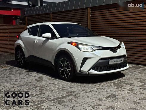 Toyota C-HR 2019 - фото 9