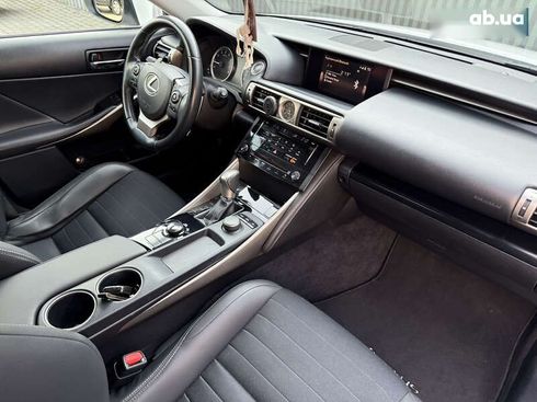 Lexus IS 2013 - фото 20