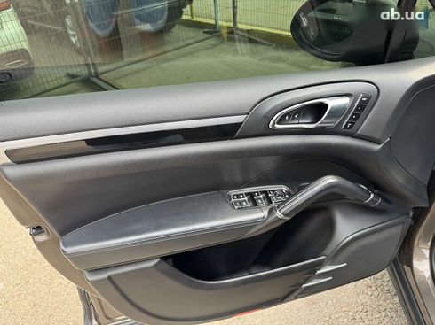 Porsche Cayenne 2012 - фото 18