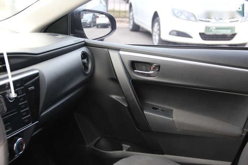 Toyota Corolla 2017 - фото 12