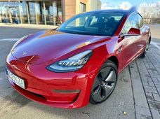Продаж вживаних Tesla Model 3 2018 року - купити на Автобазарі