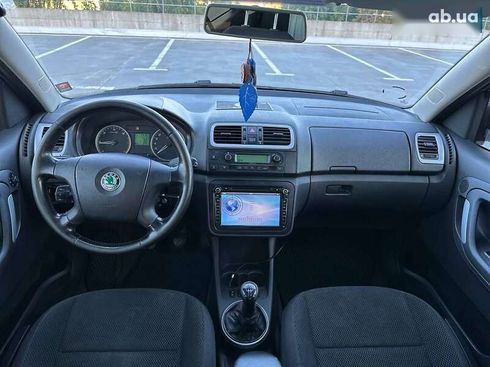Skoda Roomster 2007 - фото 27