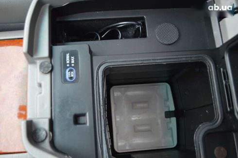 Toyota Land Cruiser 2002 - фото 29