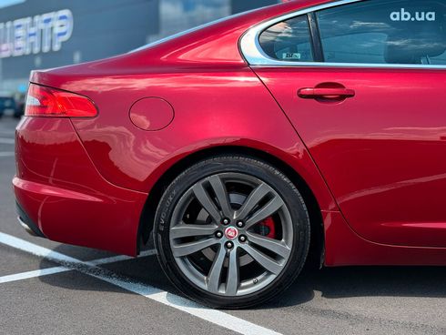 Jaguar XF 2013 красный - фото 11