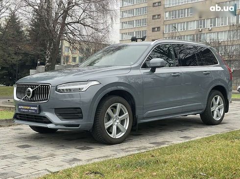 Volvo XC90 2022 - фото 3