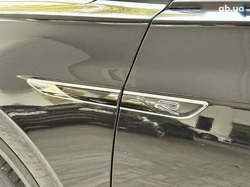 Volkswagen Touareg 2022 - фото 24