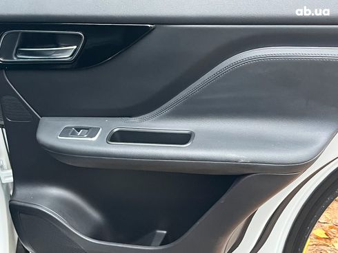 Jaguar F-Pace 2018 белый - фото 26