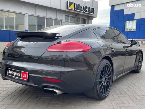 Porsche Panamera 2013 коричневый - фото 23