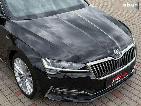 Skoda Superb 2021 - фото 10