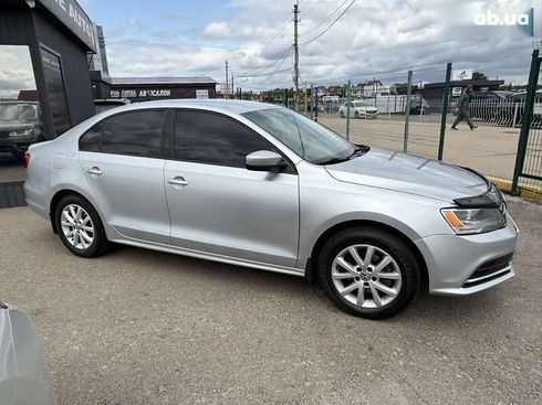 Volkswagen Jetta 2015 - фото 4