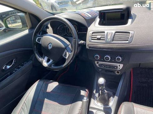 Renault Megane 2012 - фото 10