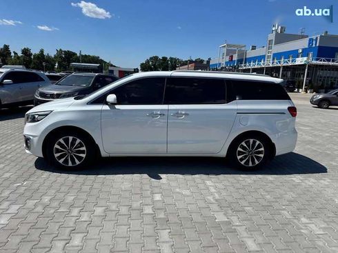 Kia Carnival 2014 - фото 7
