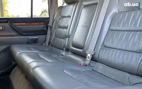 Lexus LX 2006 - фото 22