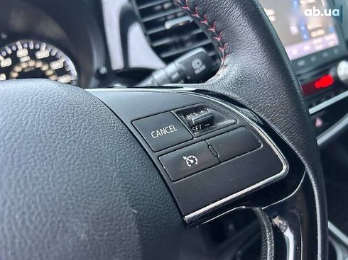 Mitsubishi Outlander 2020 - фото 20