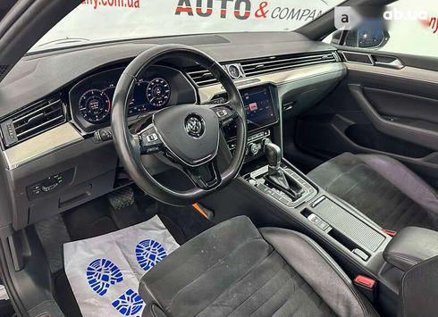 Volkswagen Passat 2017 - фото 12