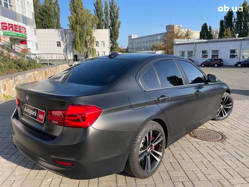 BMW 3 серия 2018 черный - фото 7