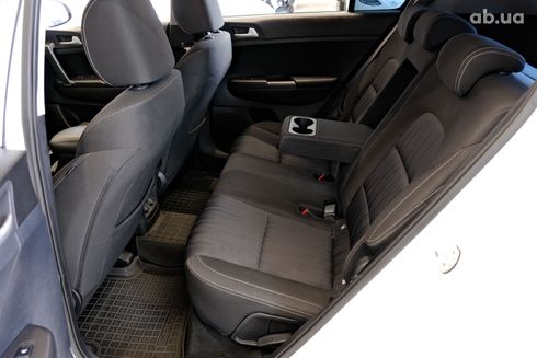 Kia Sportage 2020 белый - фото 8