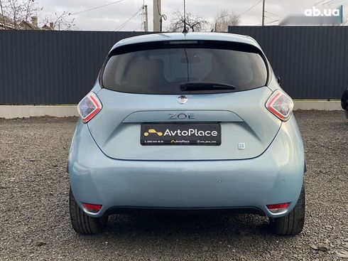 Renault Zoe 2015 - фото 21
