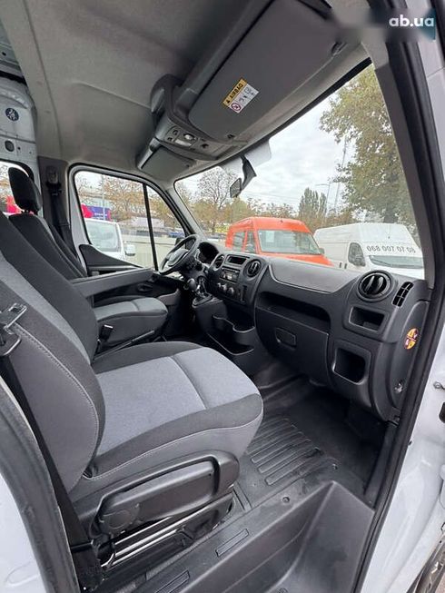 Renault Master 2015 - фото 22