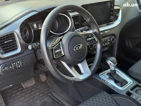 Kia Cee'd 2020 серый - фото 20