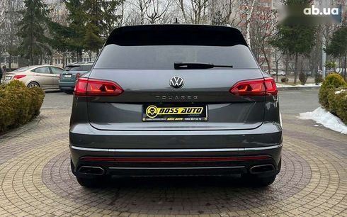 Volkswagen Touareg 2022 - фото 6