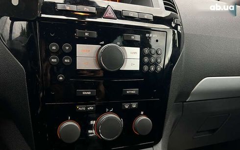 Opel Zafira 2012 - фото 11