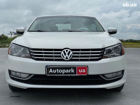 Volkswagen passat b7 2012 белый - фото 2