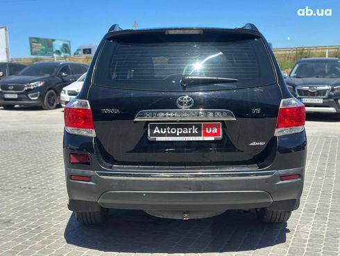 Toyota Highlander 2013 черный - фото 7