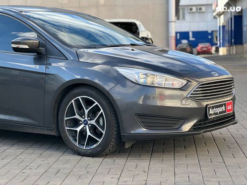 Ford Focus 2018 серый - фото 10