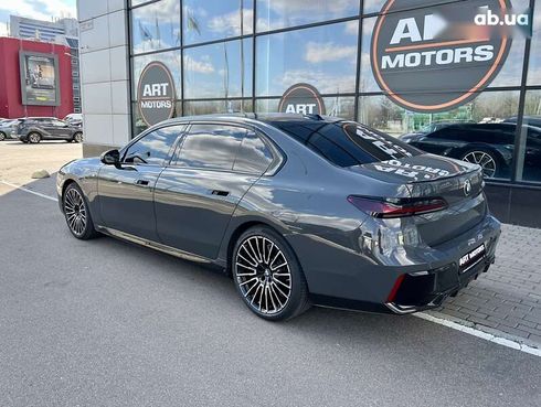 BMW 7 серия 2024 - фото 21