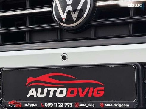 Volkswagen Touareg 2023 - фото 21